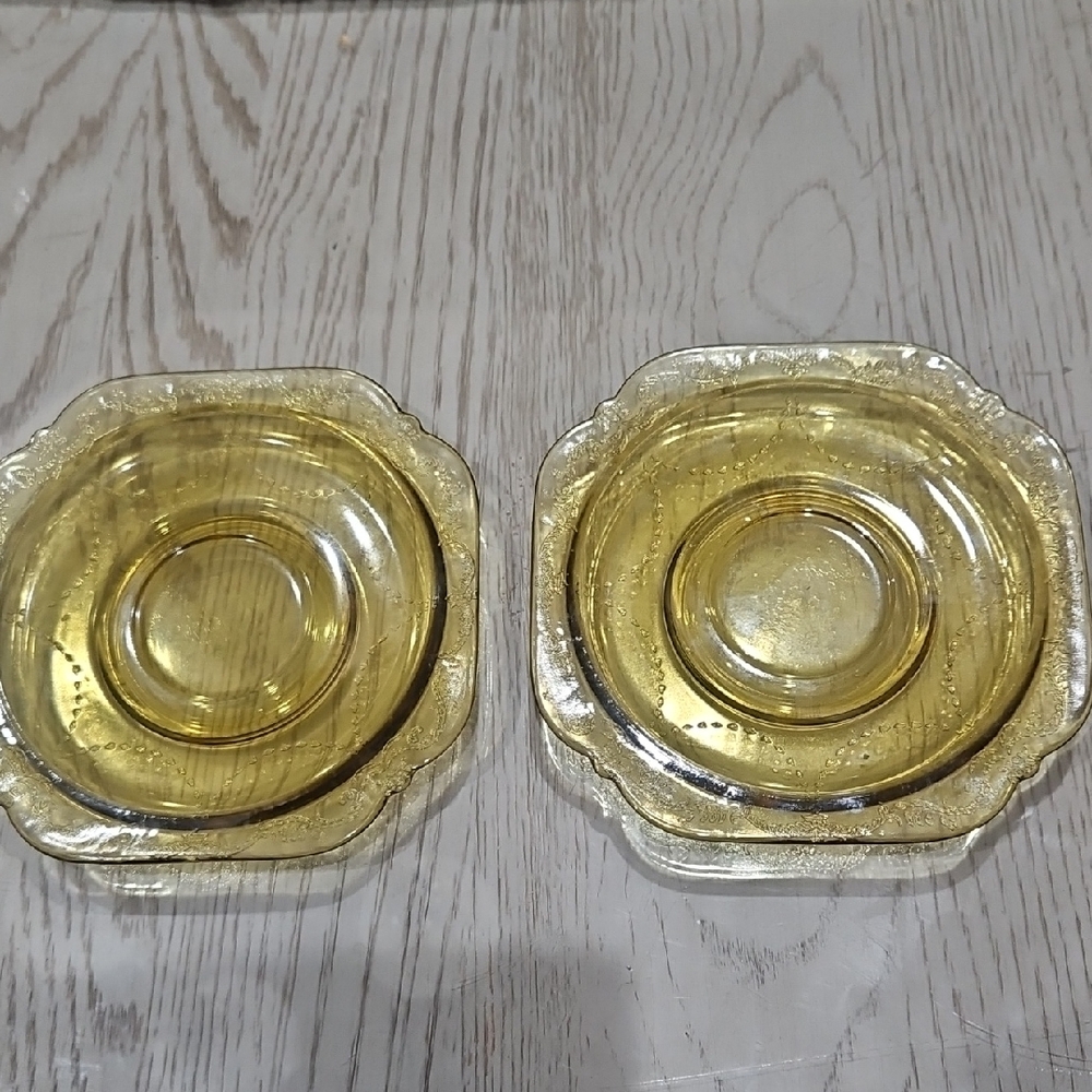 2 Vintage Depression Federal Glass Dessert/ Side Salad  Plates/ Saucers